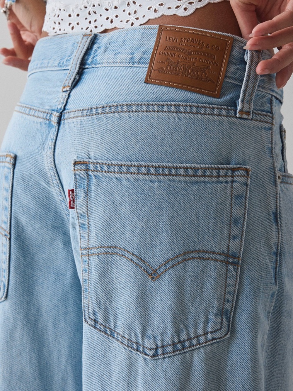 Levi’s Baggy Dad Jeans